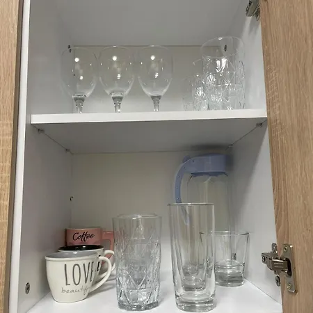 Lägenhet Astoria 5. K.k. Elenite *